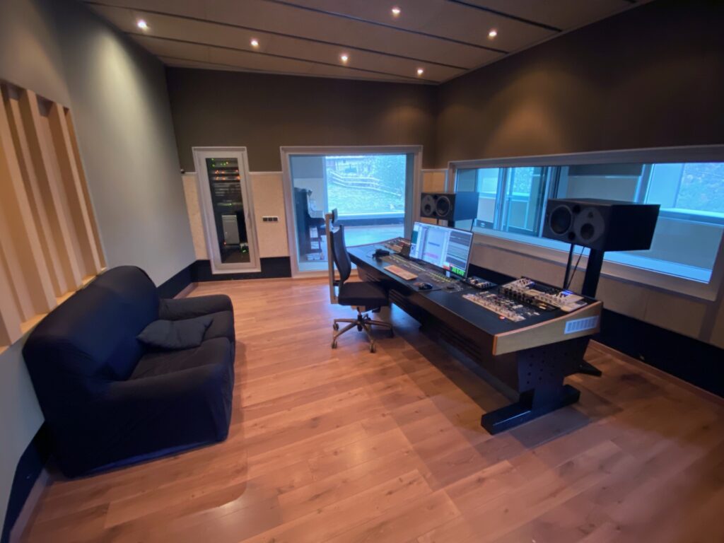 Casafont Recording Studio - Control